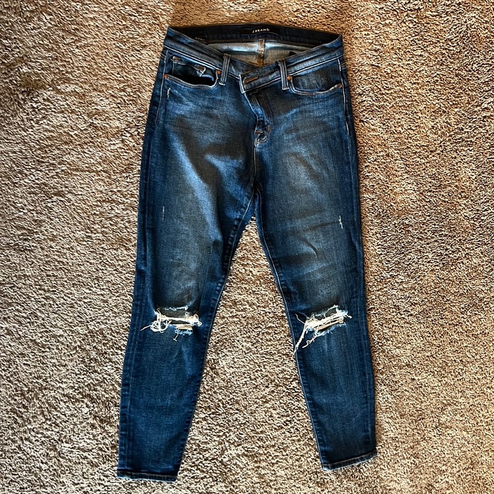 Dark blue designer capri jeans